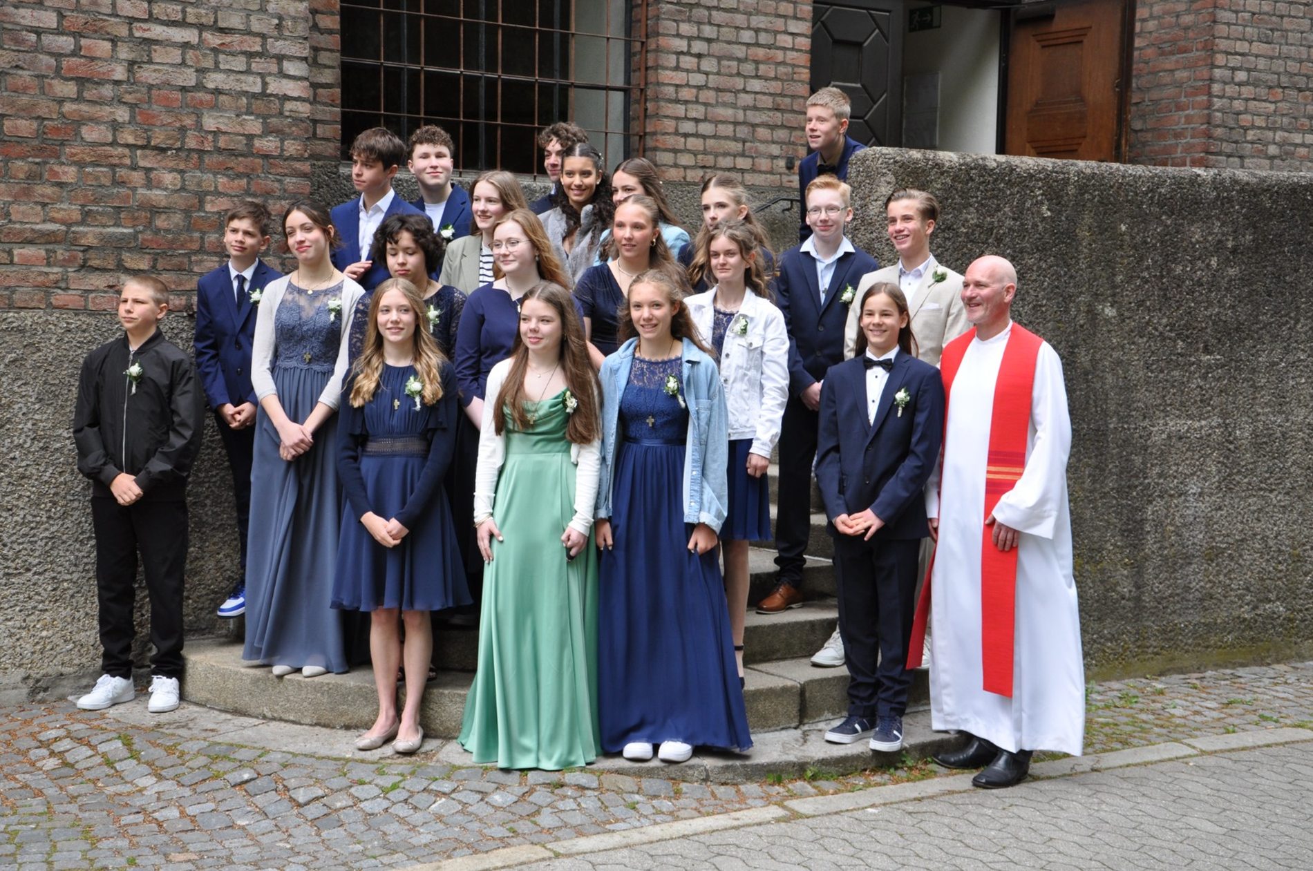 Konfirmation 2024 Evangelische Kirchengemeinde Pauluskirche Ulm